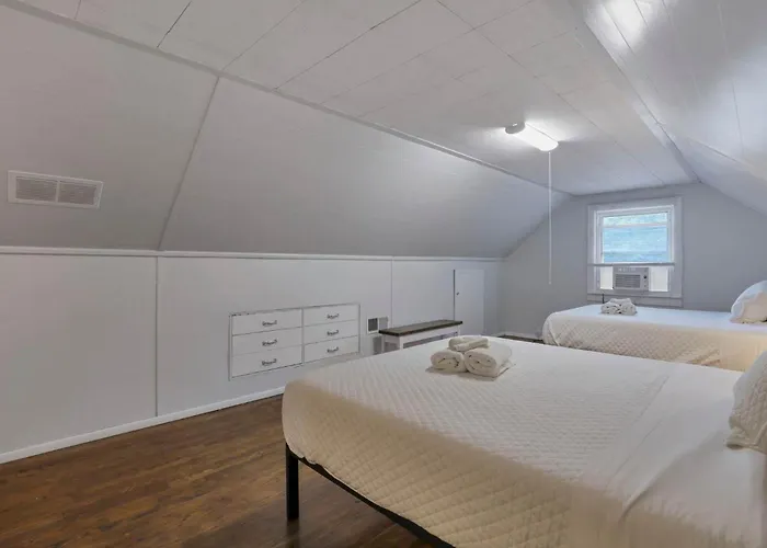 The Northern Light - 3 Bedroom 2 Full Bath Сasa de vacaciones Columbus